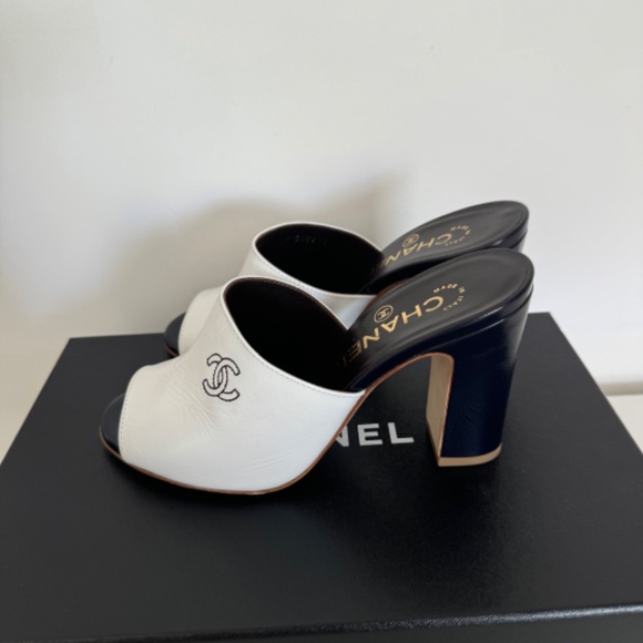 Chanel mules sandals 36 - Picture 4 of 8